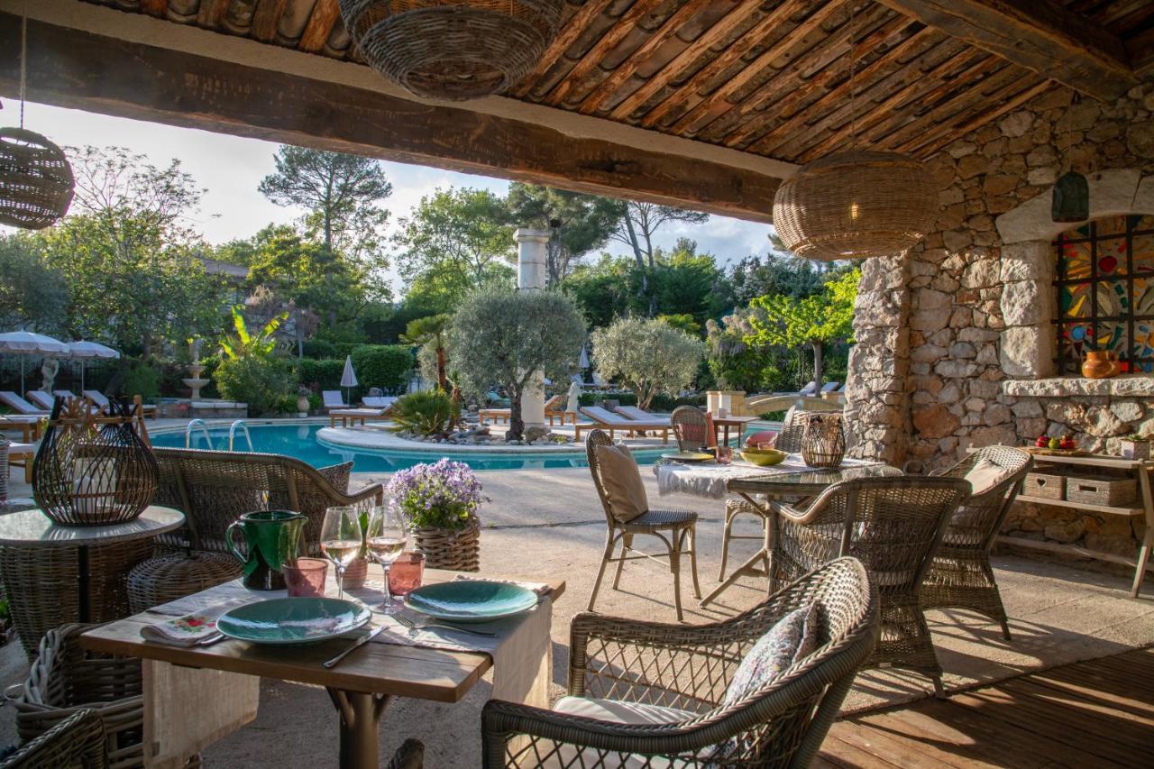 Hotel Les Messugues Saint-Paul-de-Vence Exterior foto